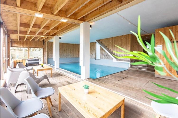 Charming Farmhouse In Waimes With Pool Luaran gambar