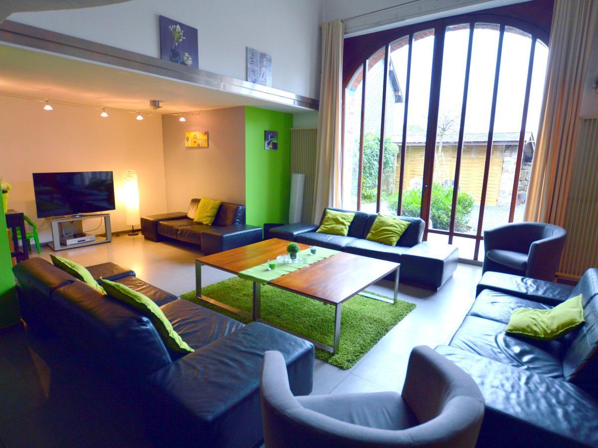 Charming Farmhouse In Waimes With Pool Luaran gambar